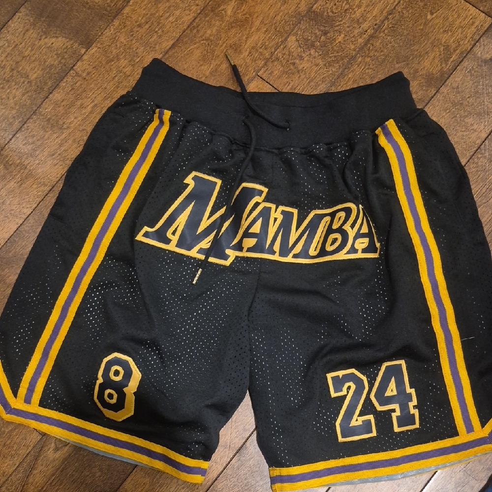 Source Unknown Black and Gold Athletic Shorts